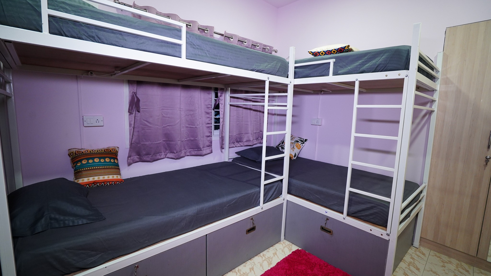 F2 Rosy View - Bed in a Eight bed mixed dorm with shared washroom
