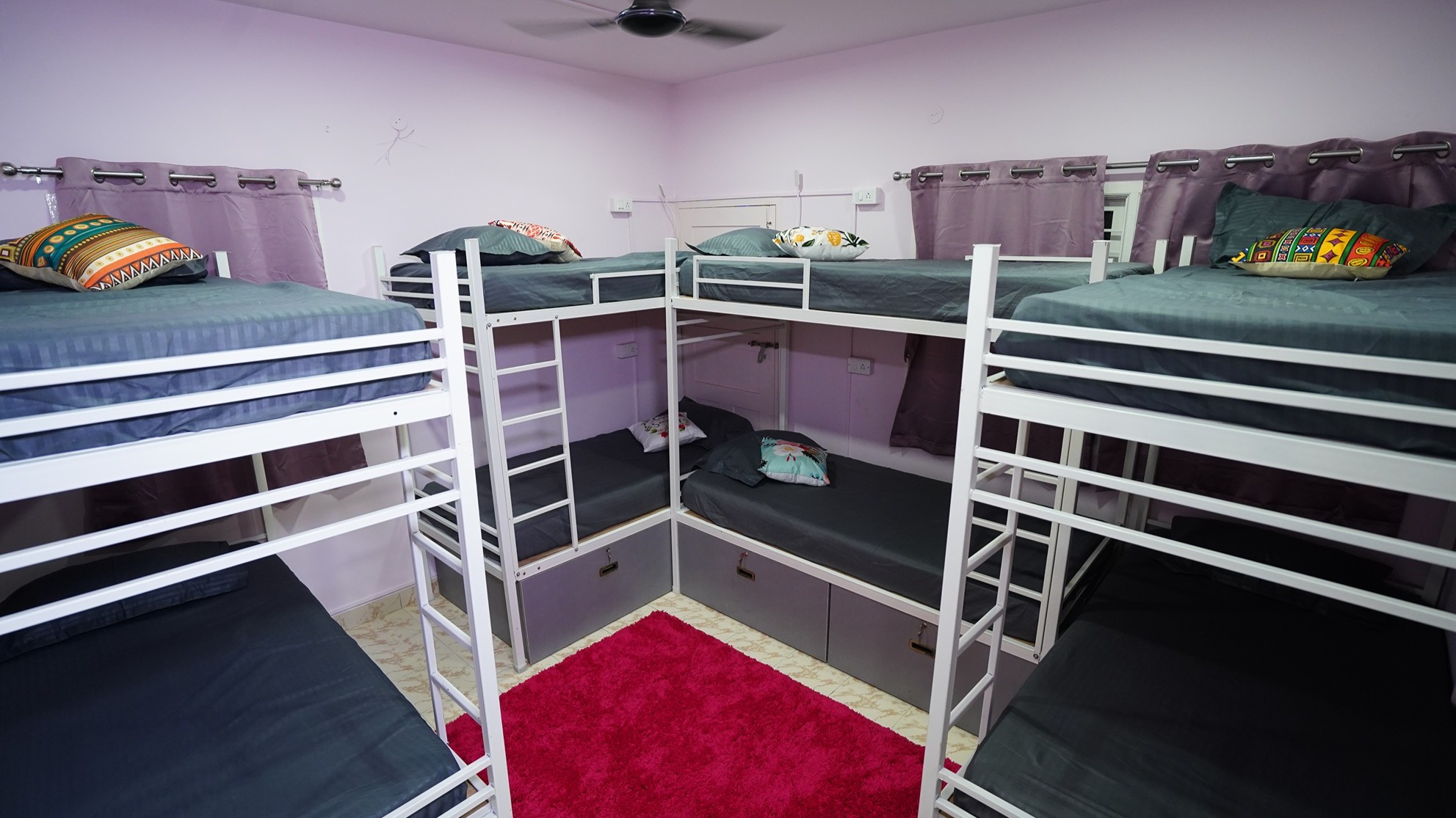 F2 Rosy View - Bed in a Eight bed mixed dorm with shared washroom