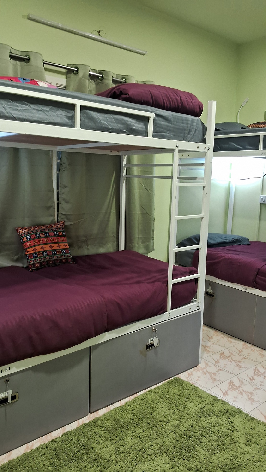 Property gallery image 9