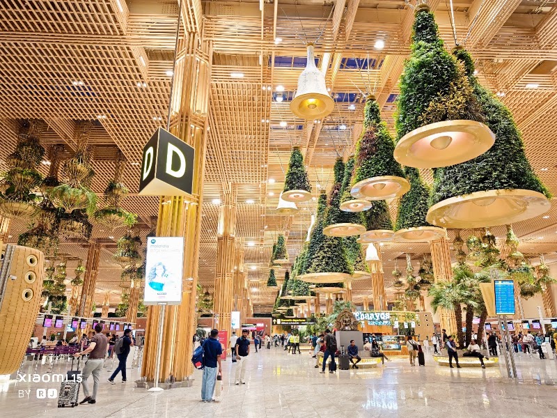Kempegowda International Airport (BLR)