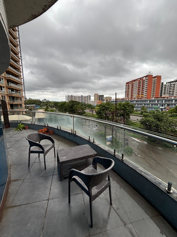 Hotel Sky Inn reference image