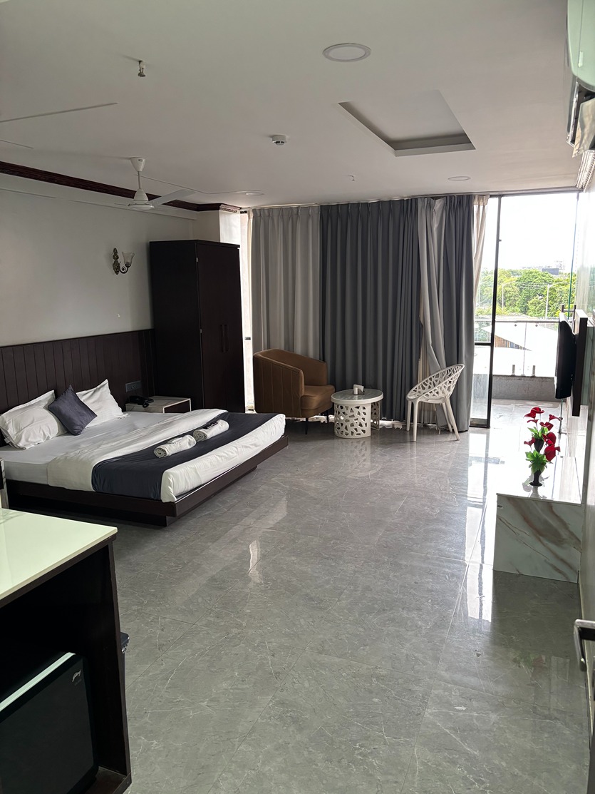 Property gallery image 11