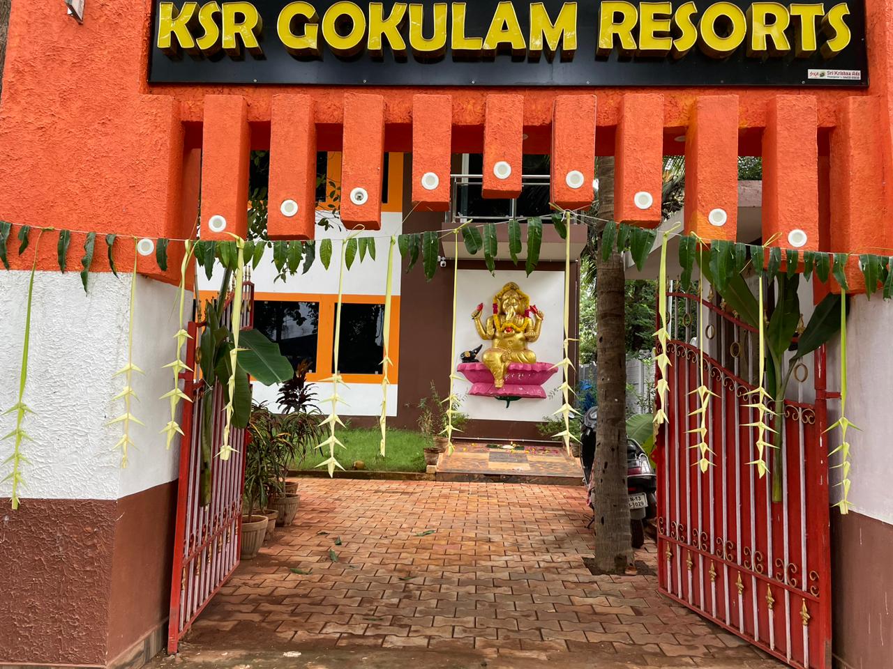 KSR Gokulam resorts Logo