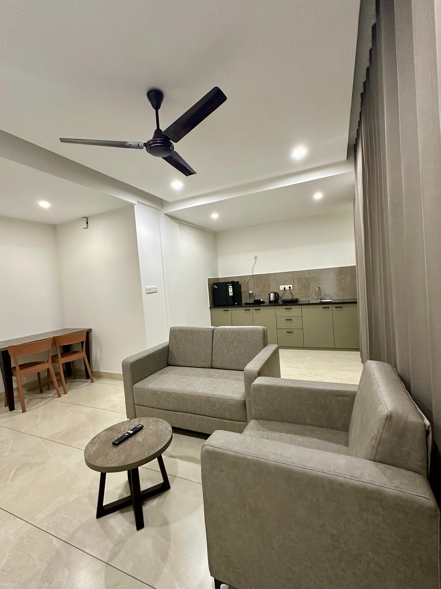 Property gallery image 3