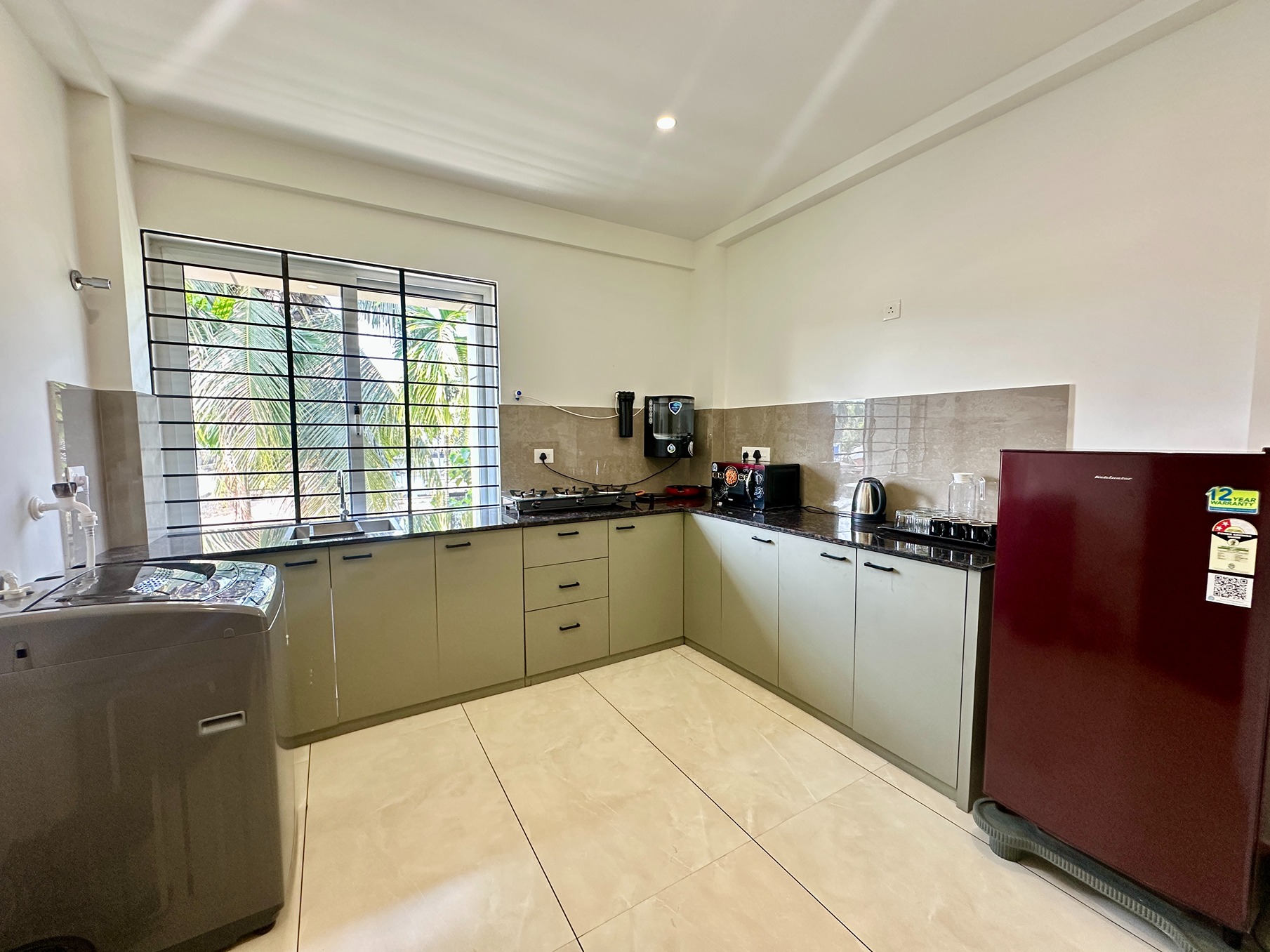Property gallery image 8