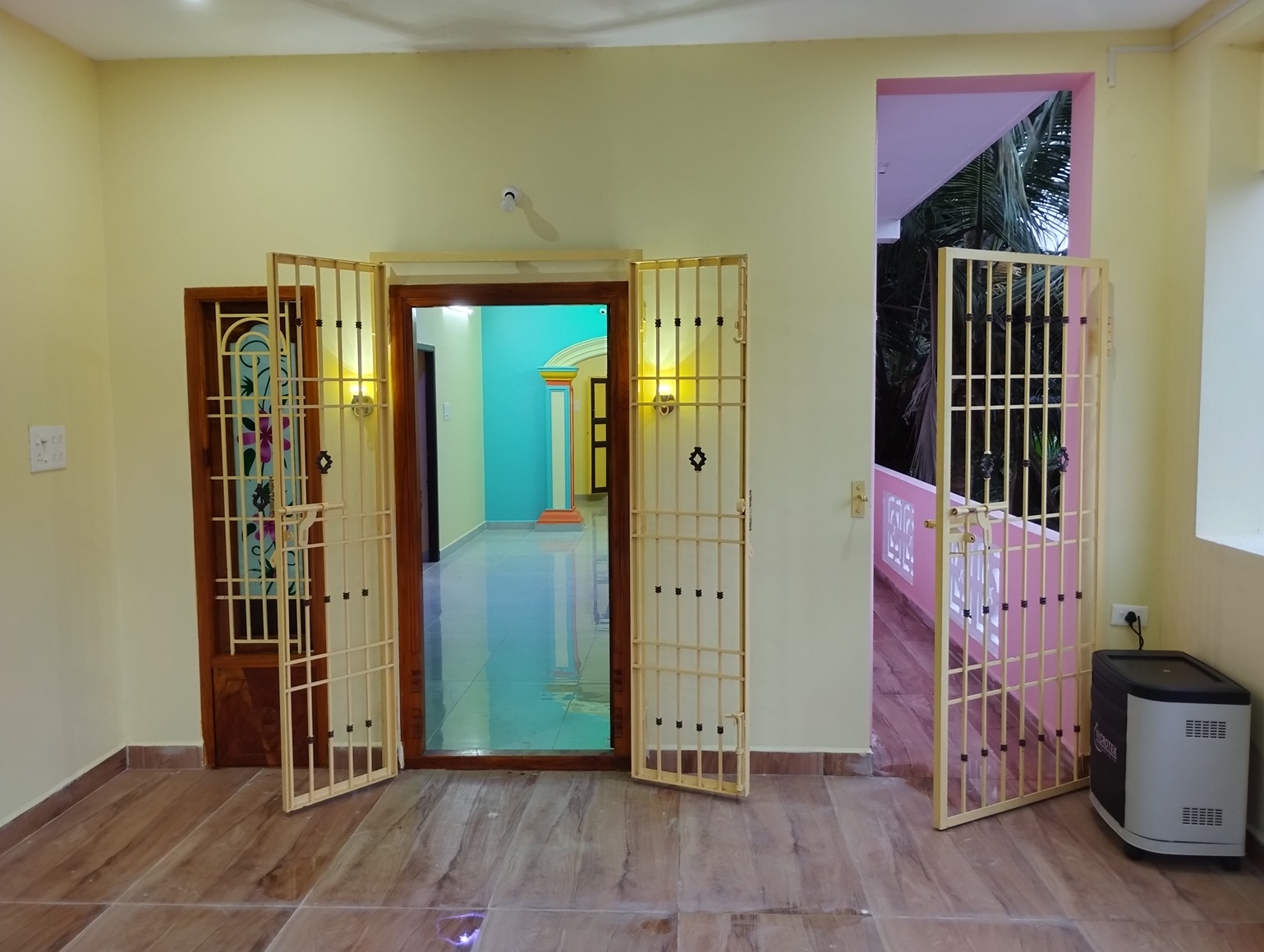 Property gallery image 3