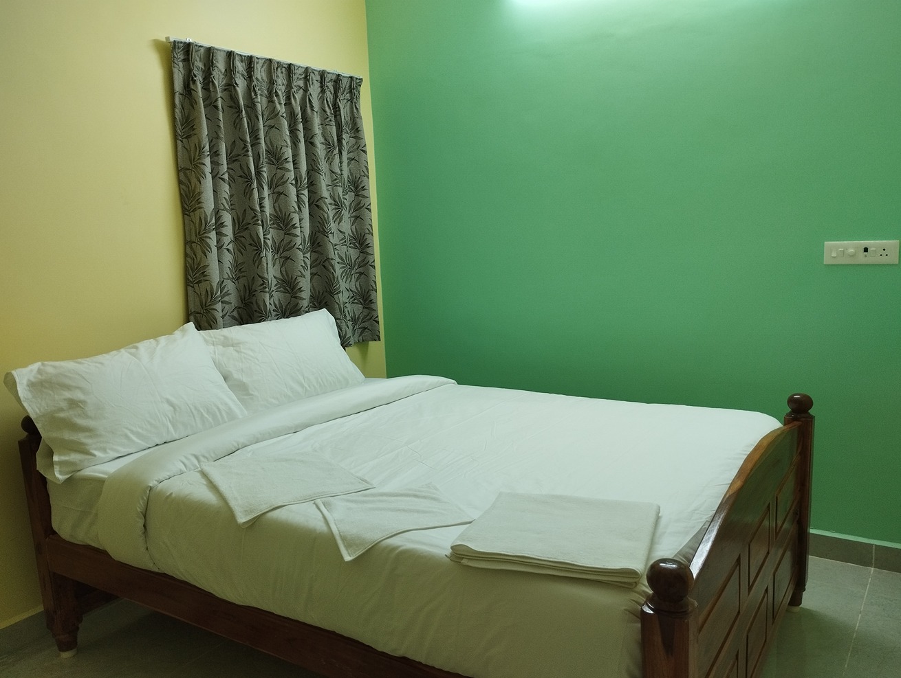 Property gallery image 1