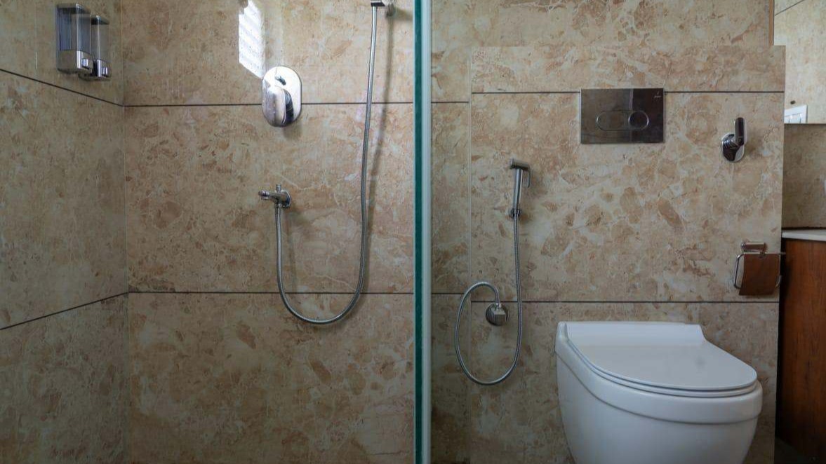 Property gallery image 2