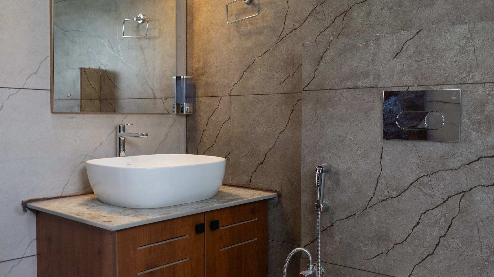 Property gallery image 4