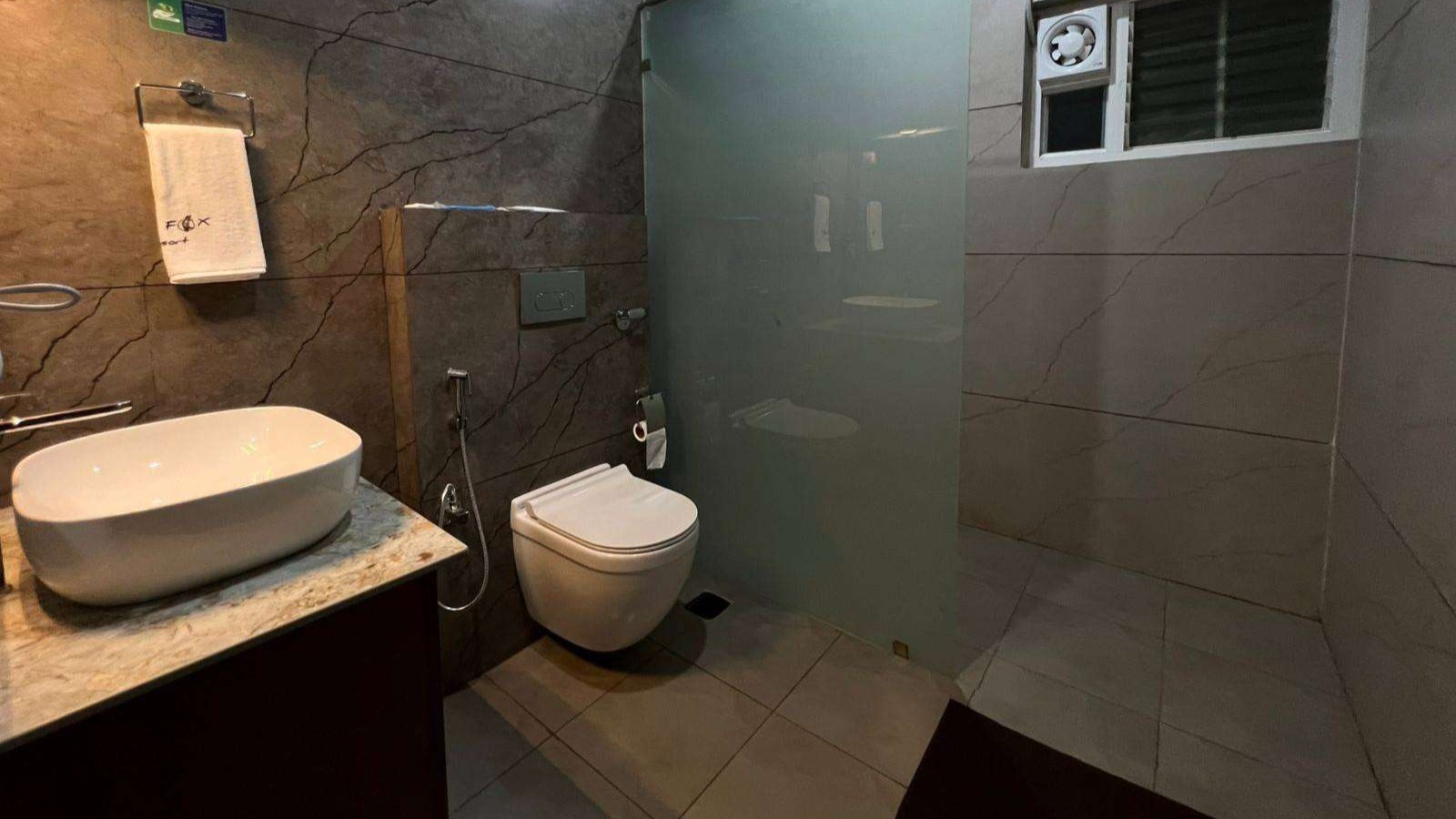 Family Room image 6