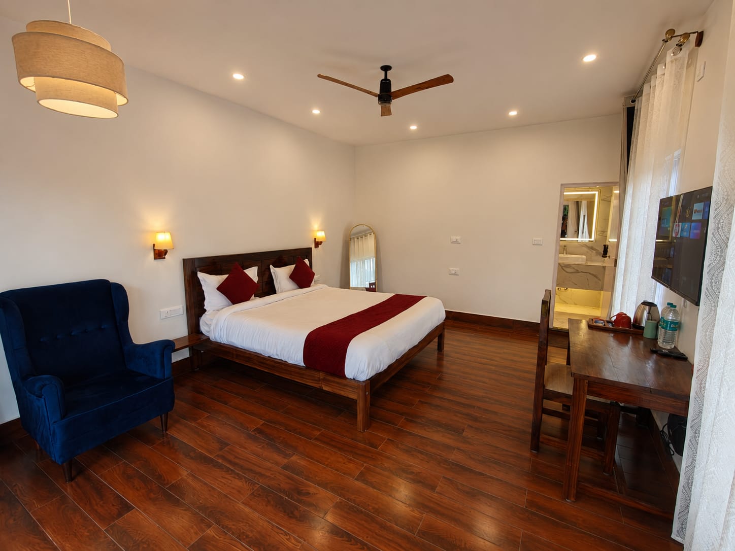 Property gallery image 11