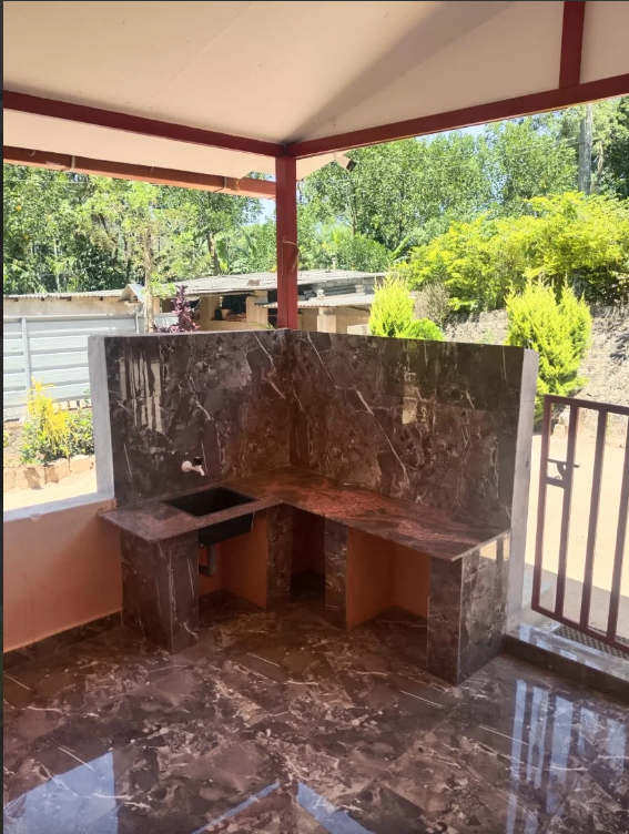 Property gallery image 9