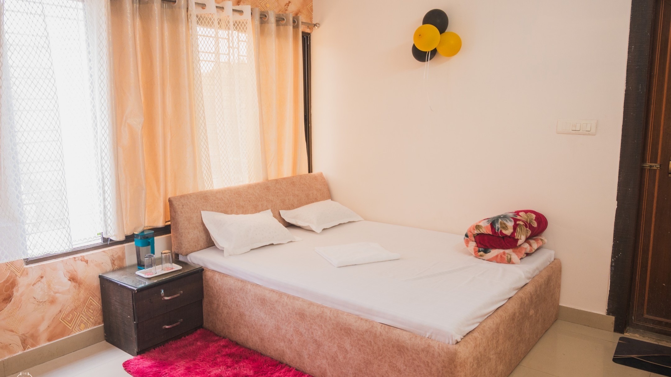 Double Bed AC