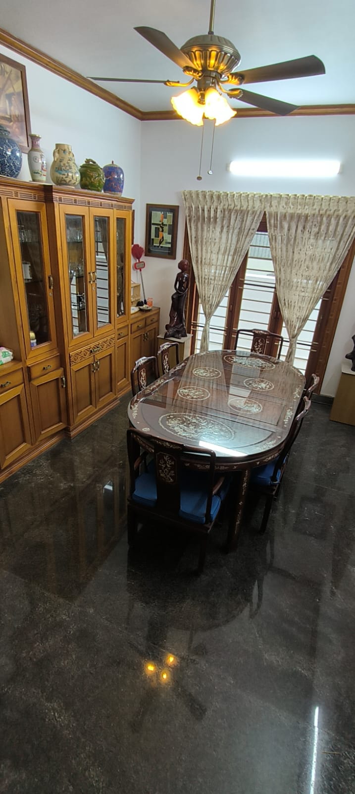 Property gallery image 10