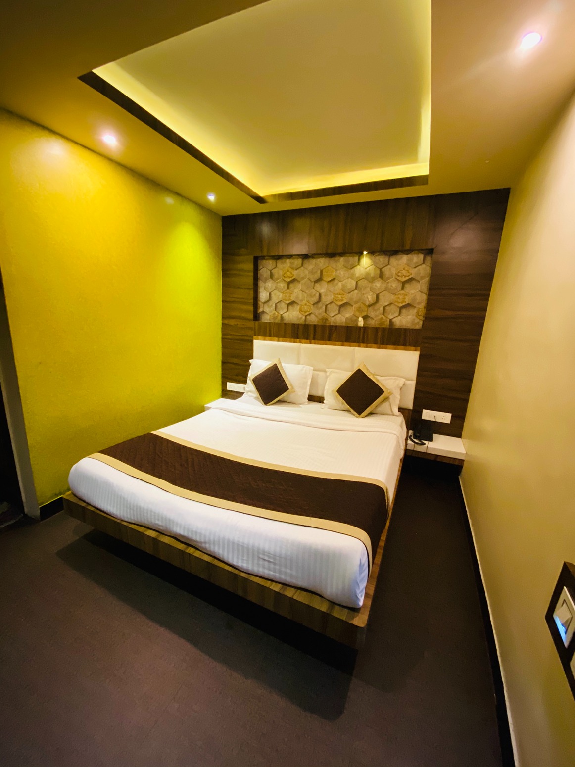 Property gallery image 9