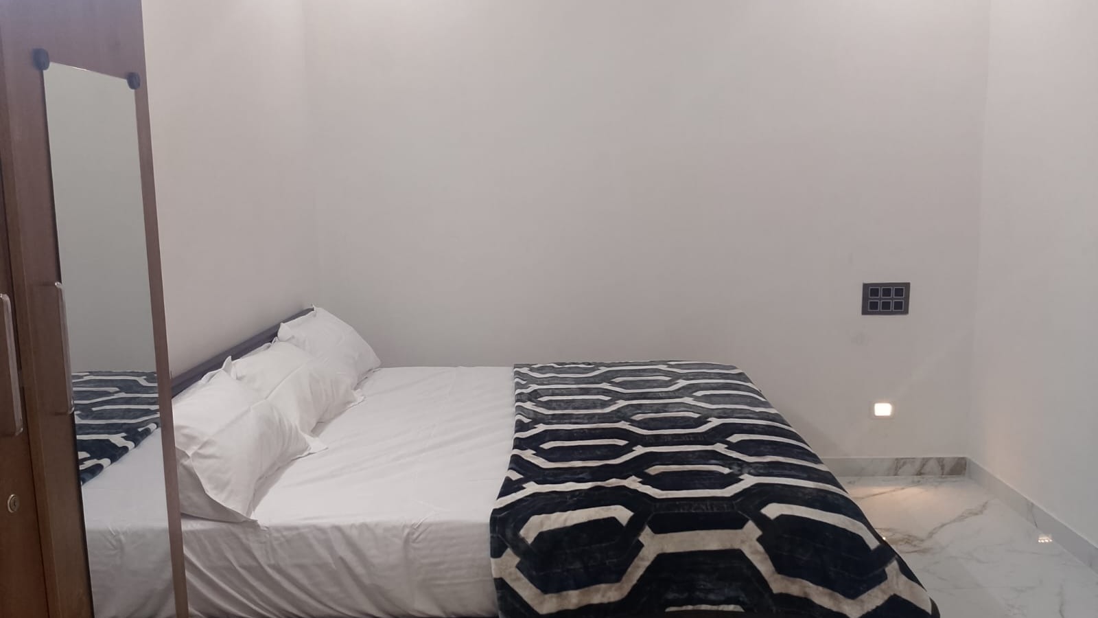 Deluxe Non AC Room