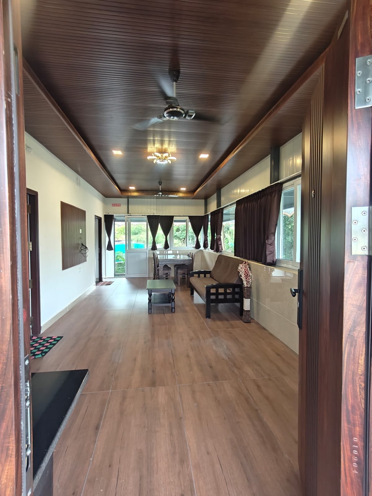 Property gallery image 8