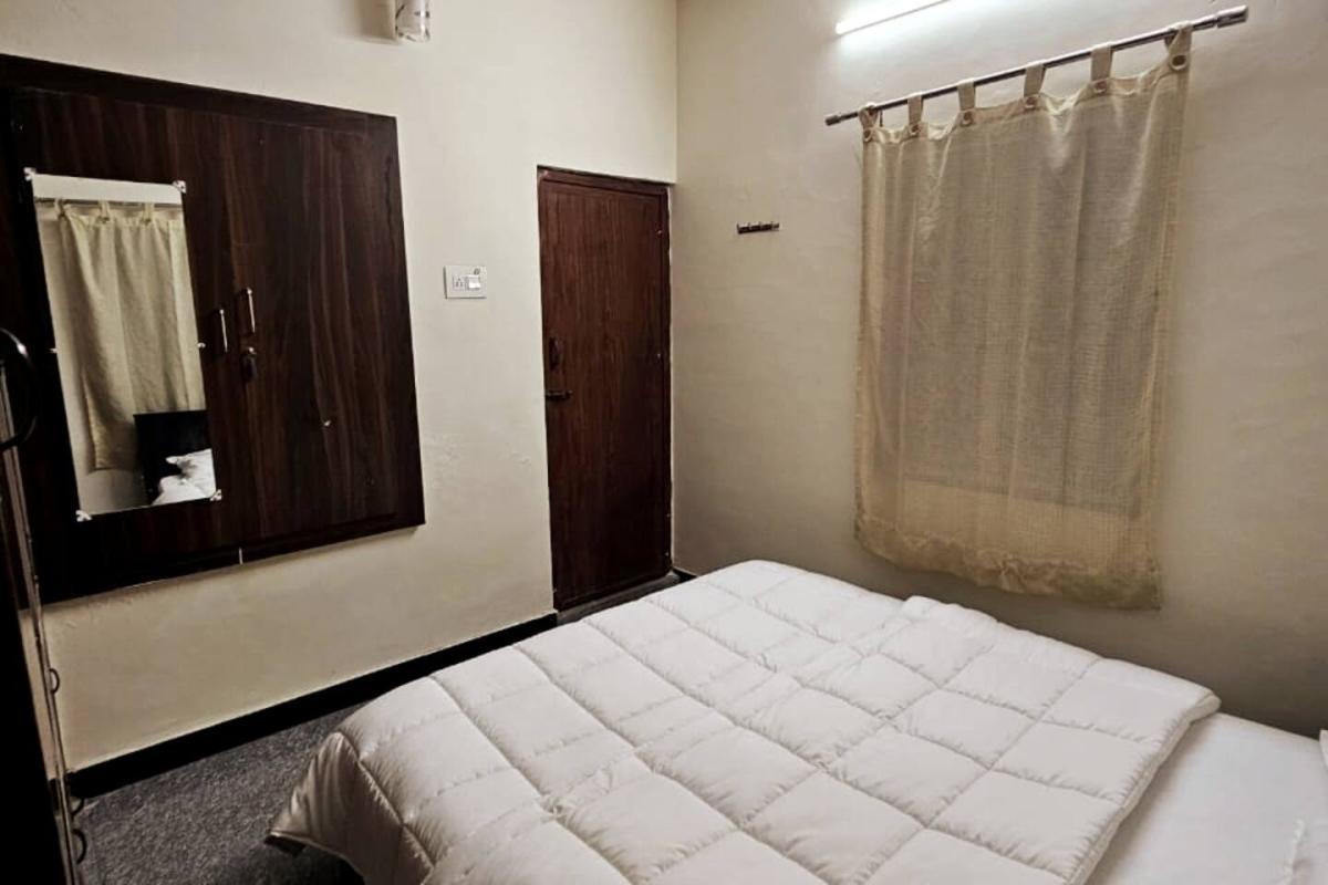 Bedroom- 2, HH - 2 BHK