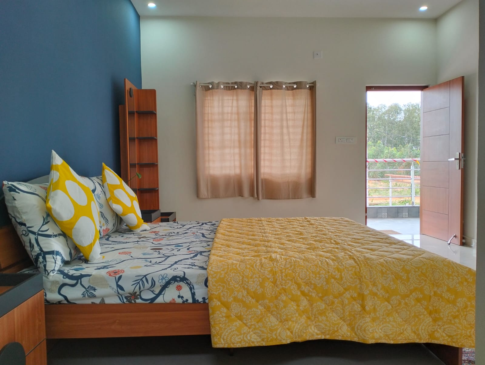 Property gallery image 16