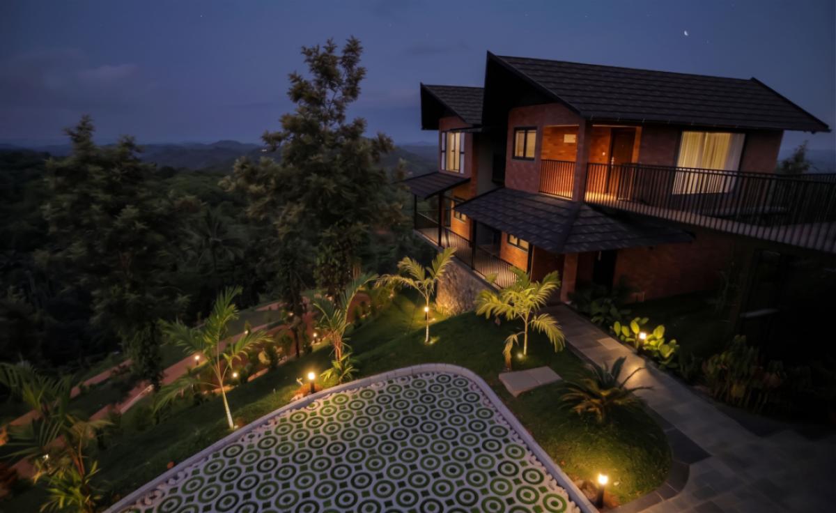 Chembra exterior night