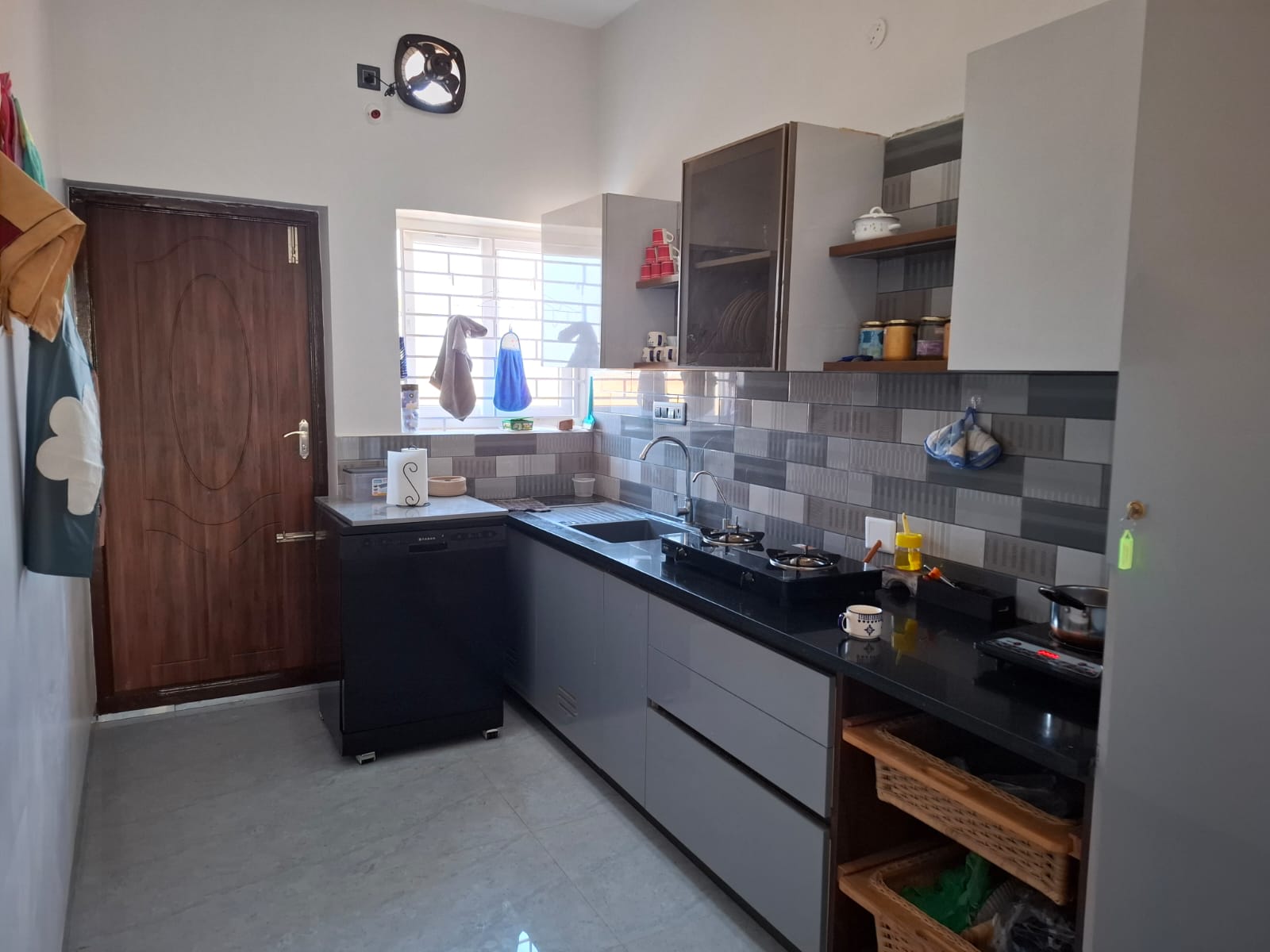Property gallery image 8