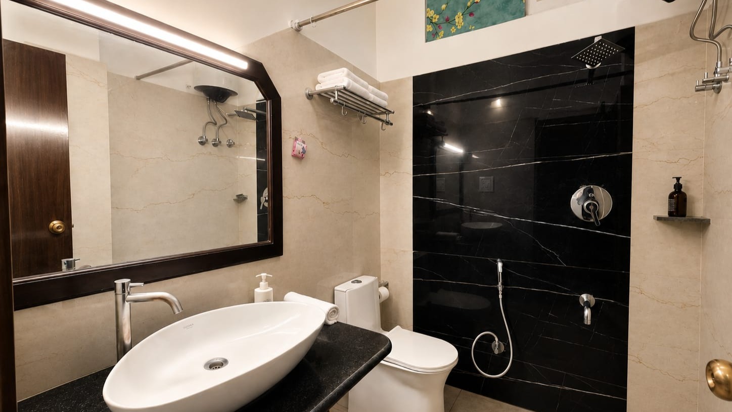  Royal Standard Rooms