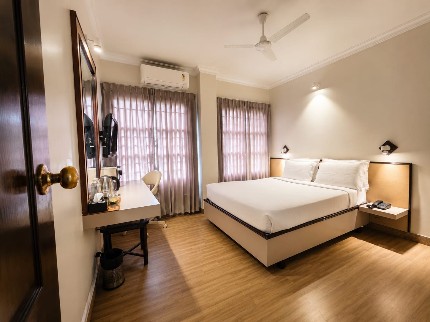 Property gallery image 12