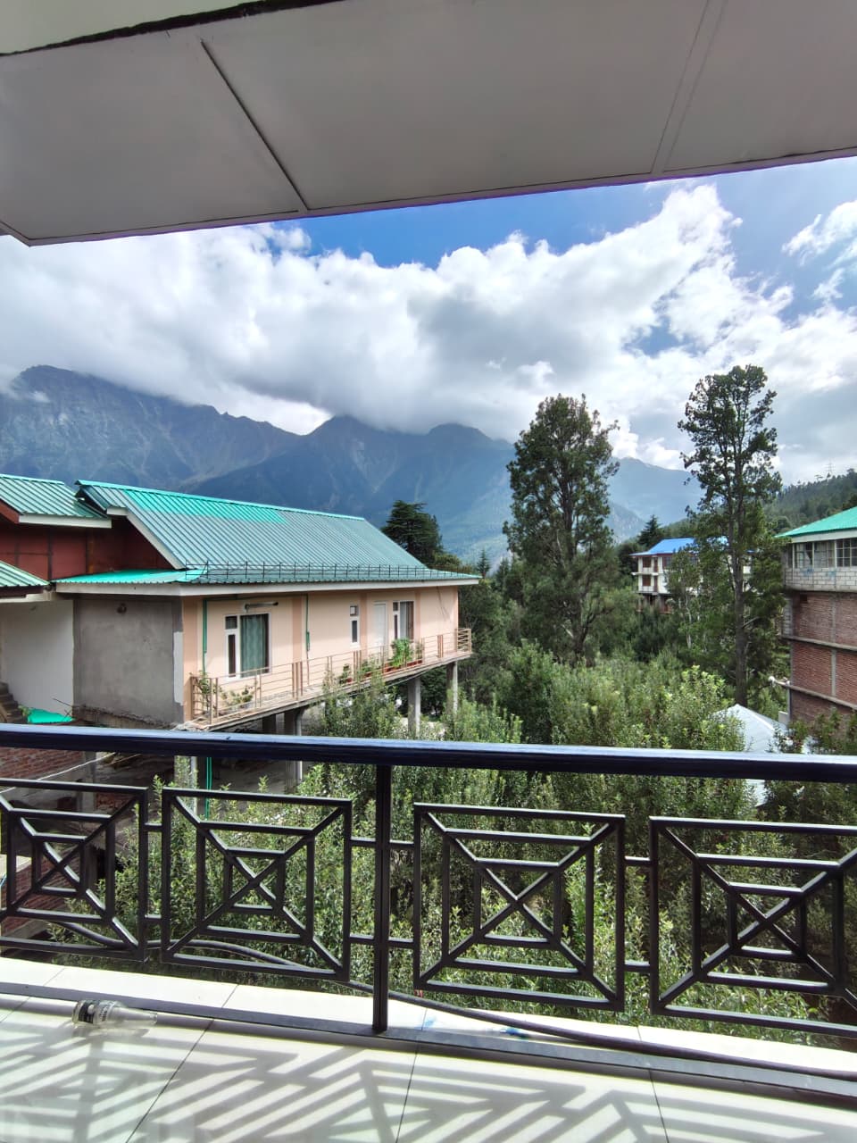 Property gallery image 11