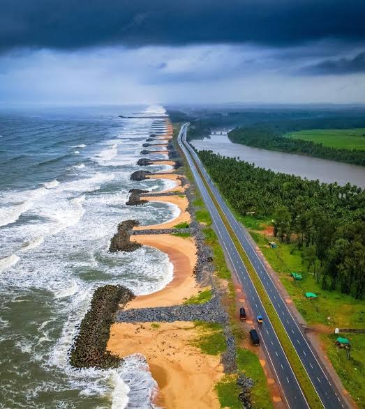 Padukere mattu beach