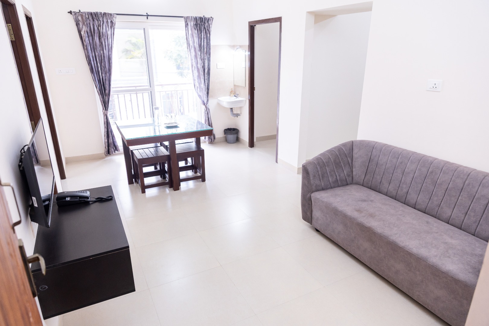 Property gallery image 4