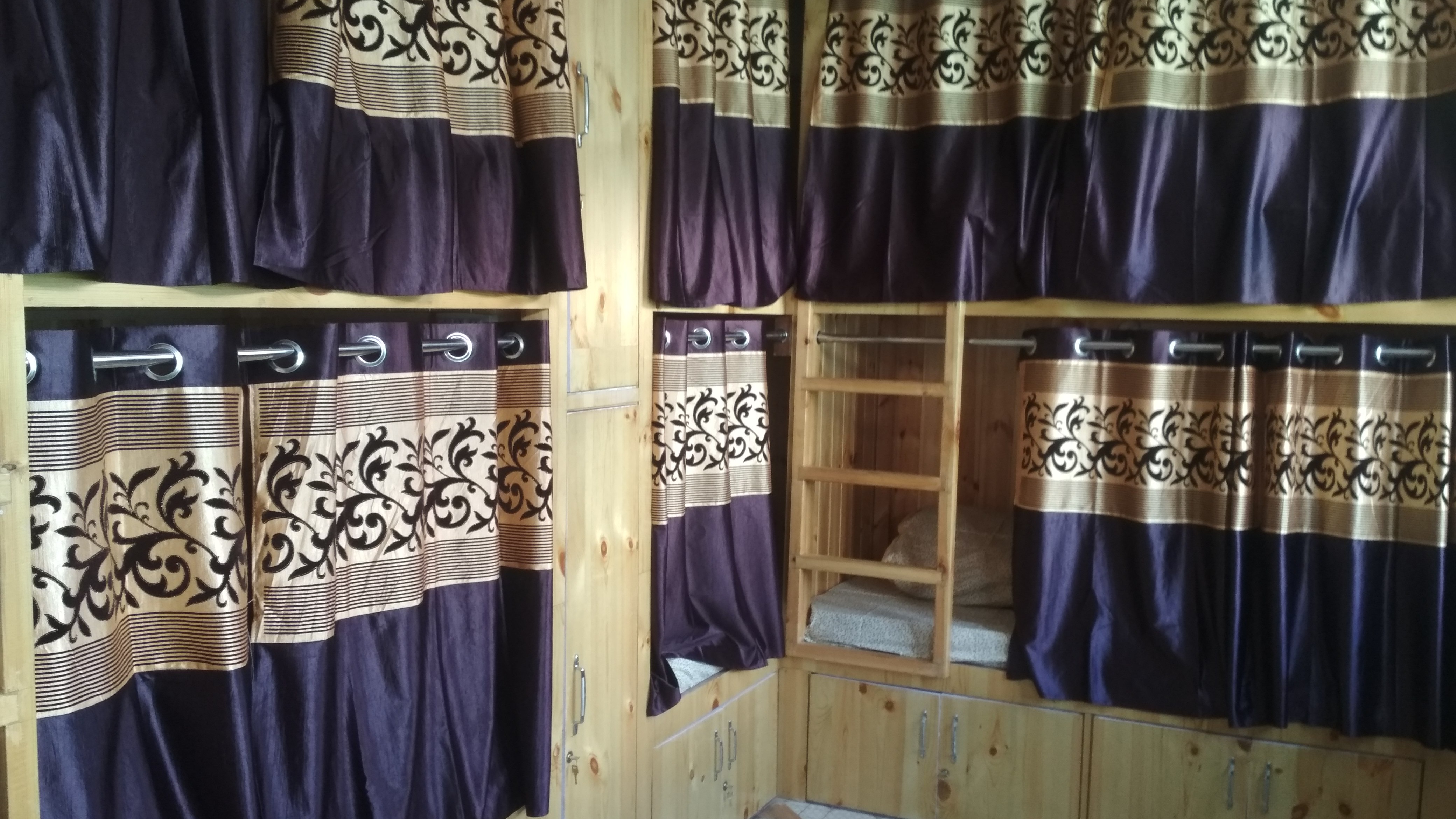 Dorm 2