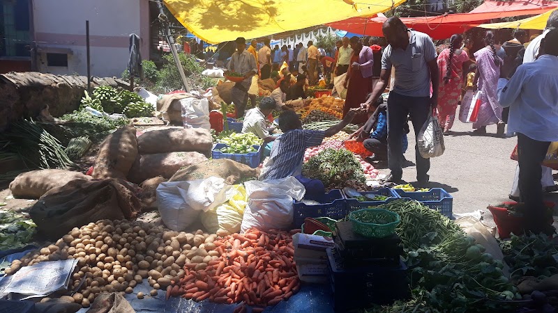 Kodaikanal Market (Thalaiyar Road)