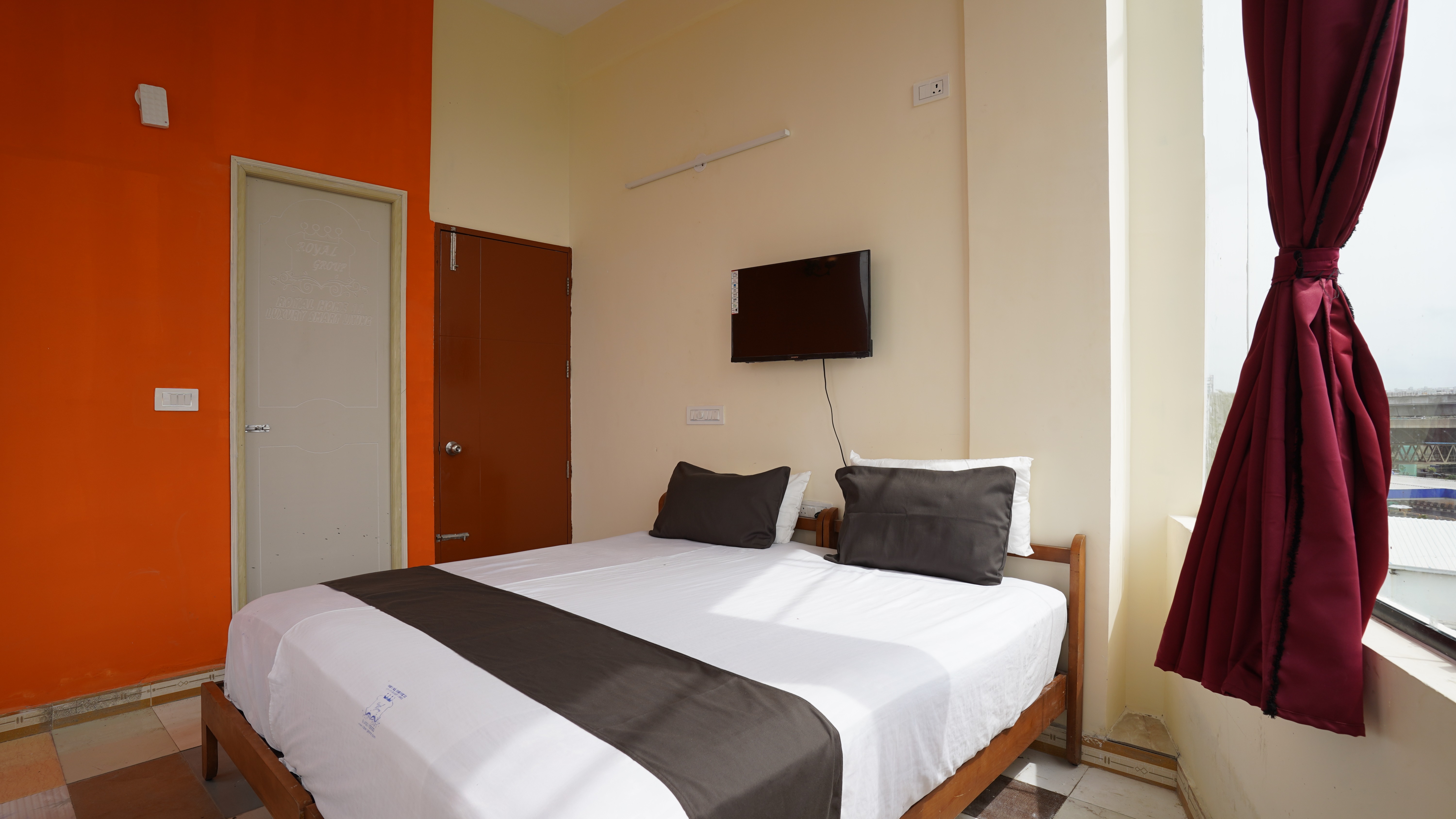 Superior Room Single AC