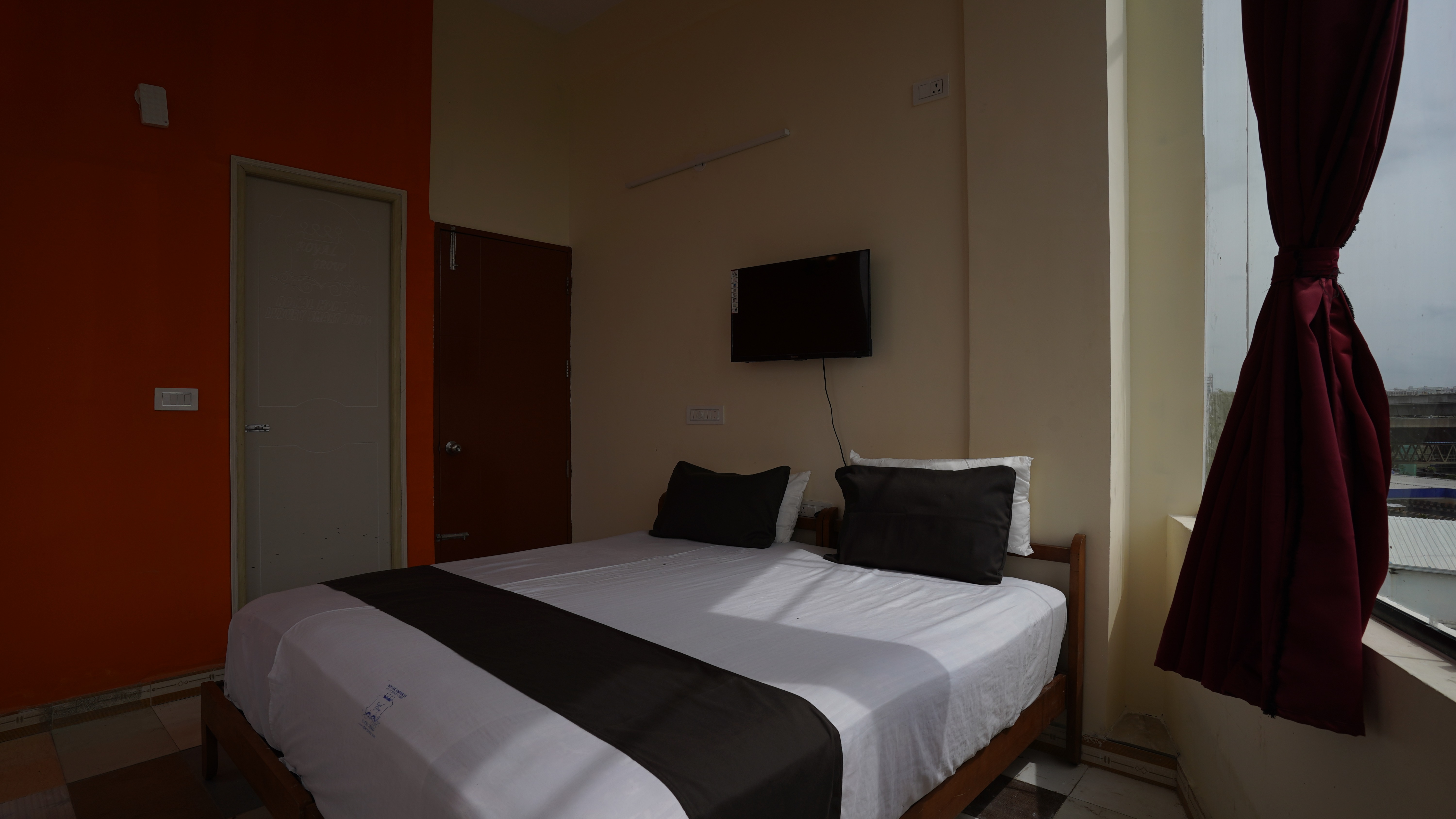 Property gallery image 23