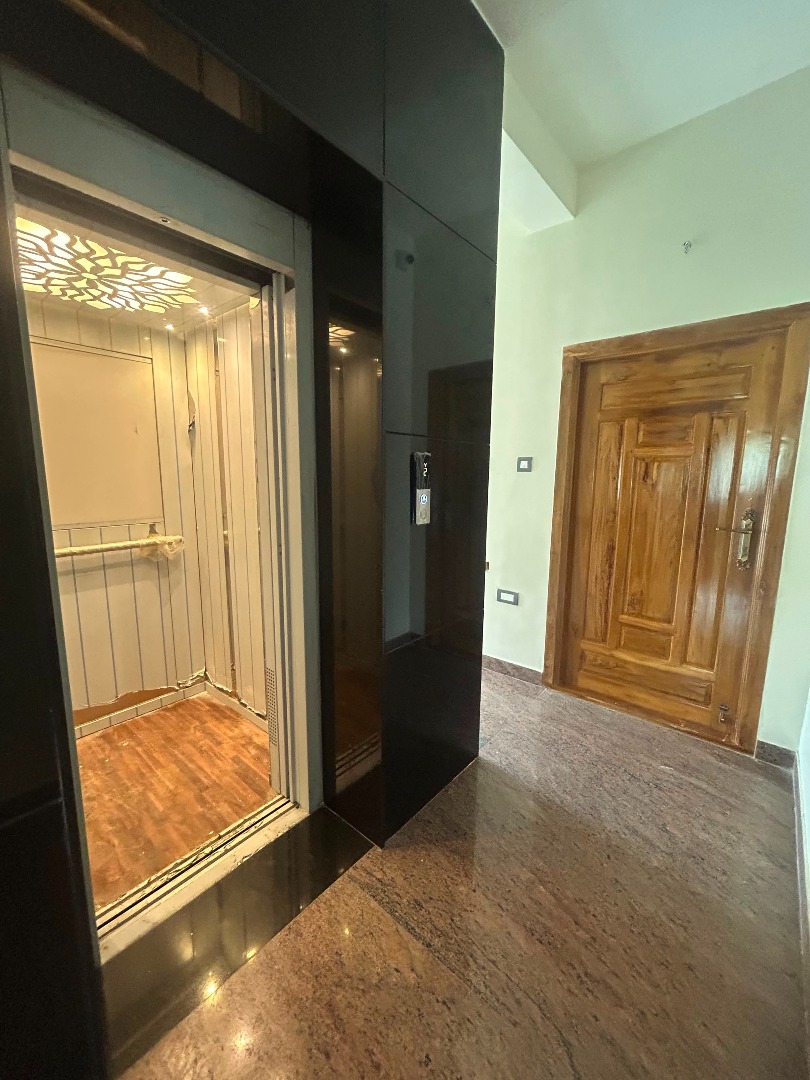 Property gallery image 11