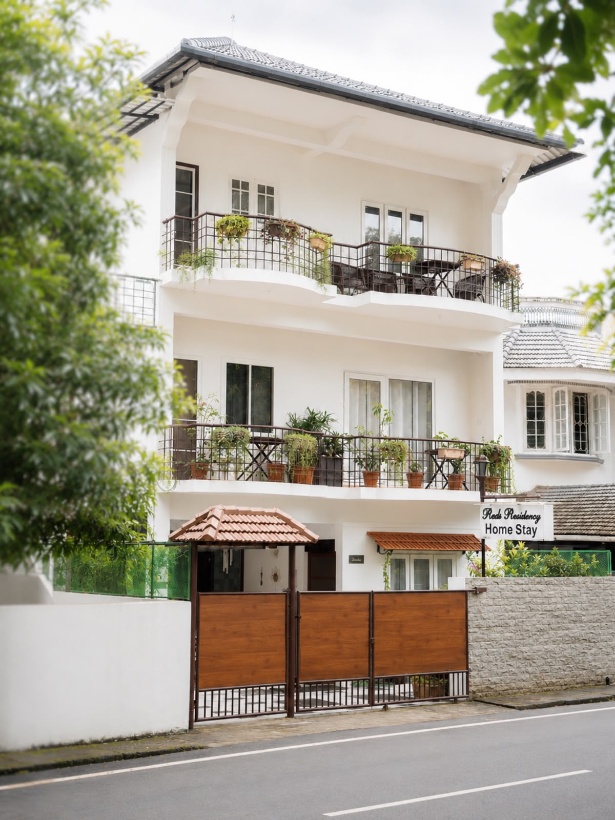 Reds Residency Homestay