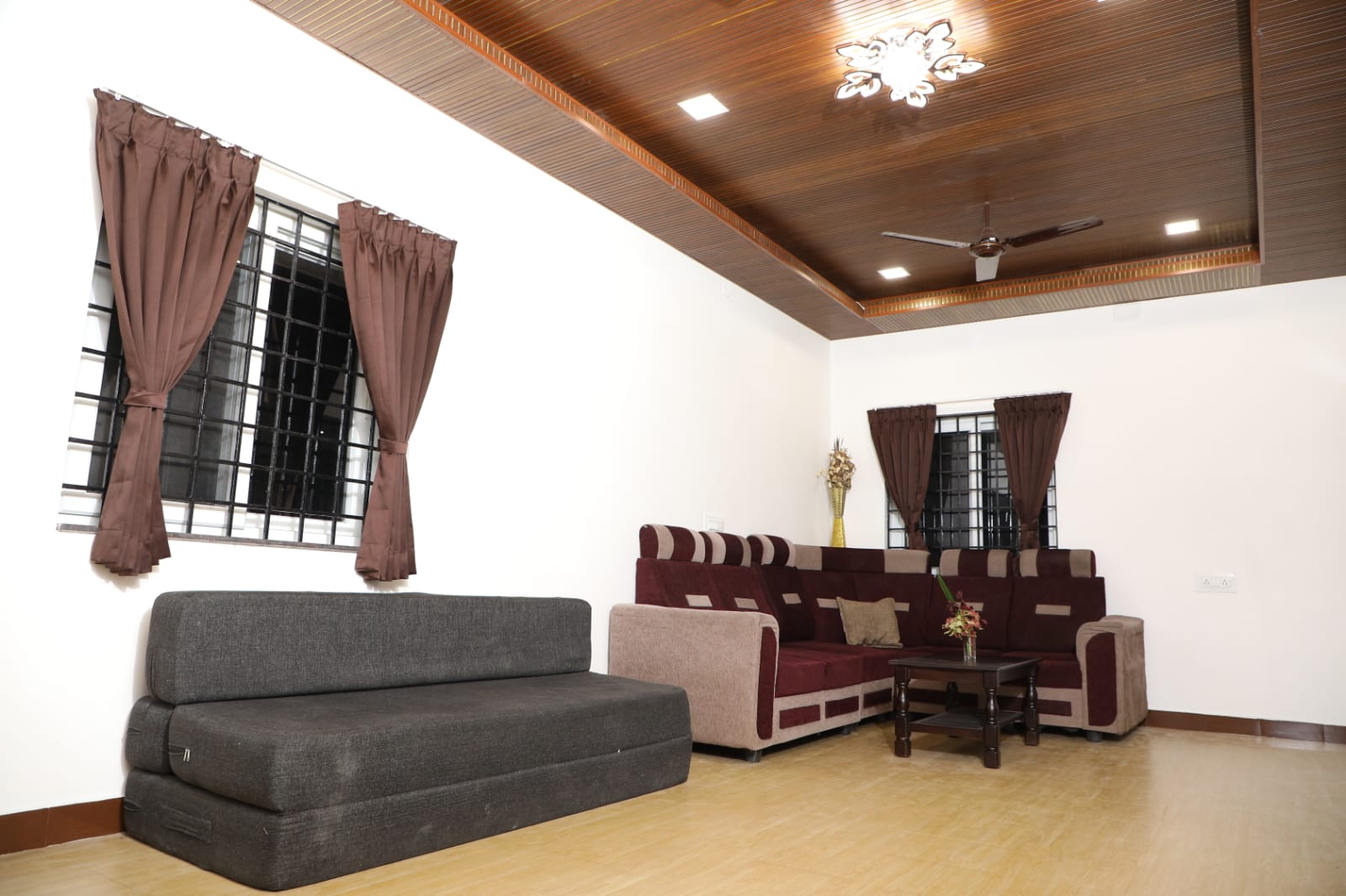 Property gallery image 10
