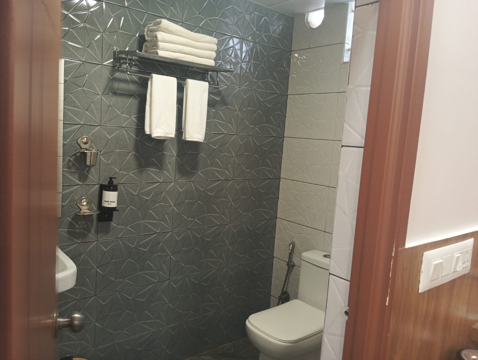 Property gallery image 13