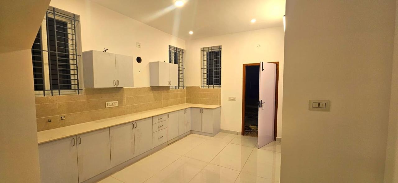 Property gallery image 6