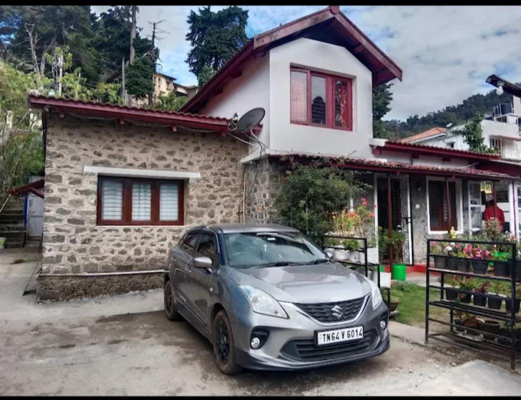 cottage front pic