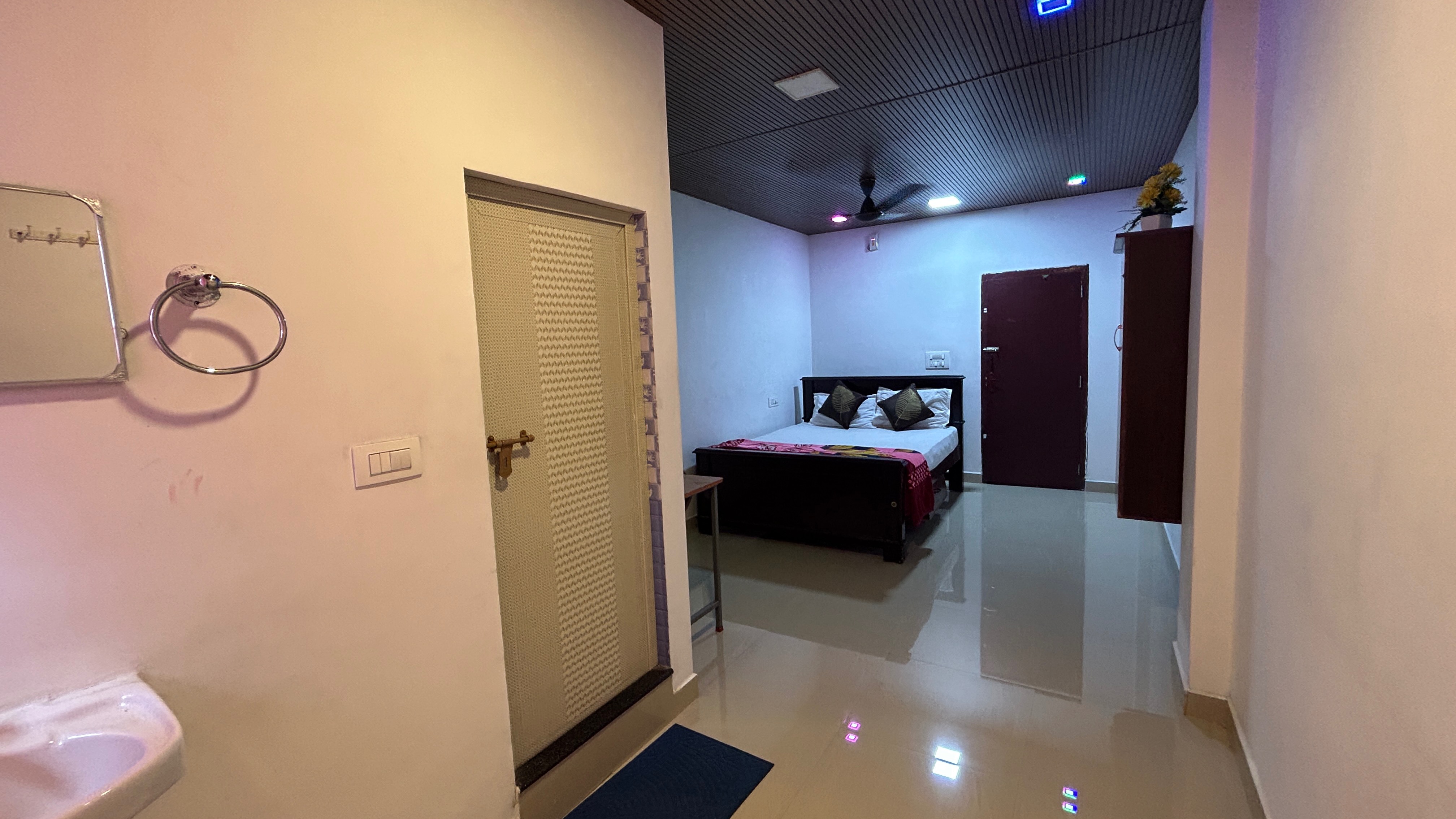 Standard 4 Bed Room