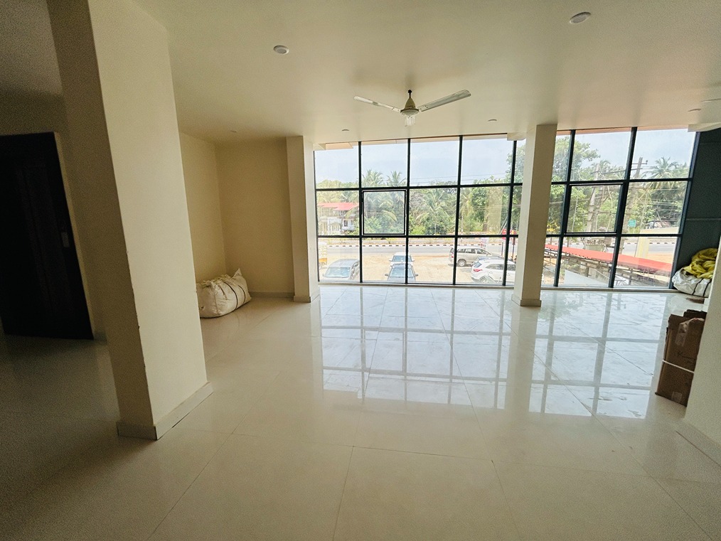 Property gallery image 1