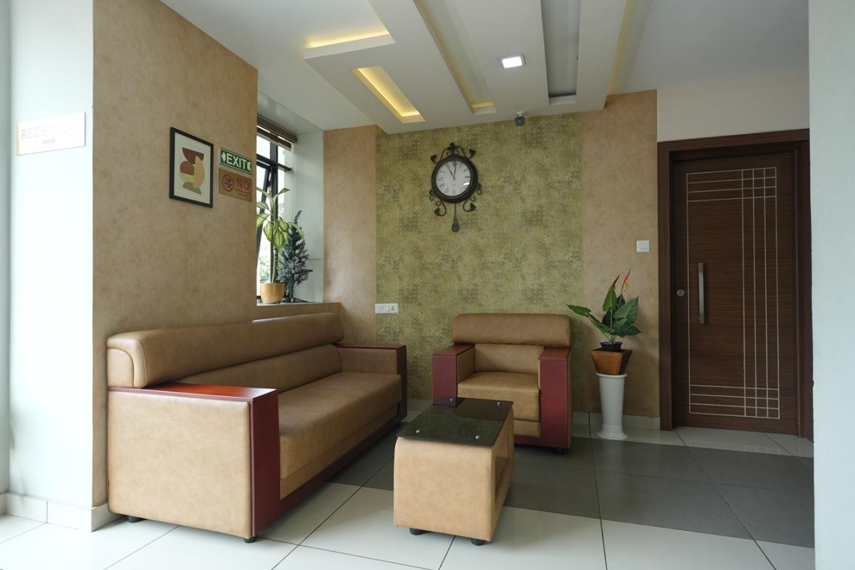 INTERIOR (2)