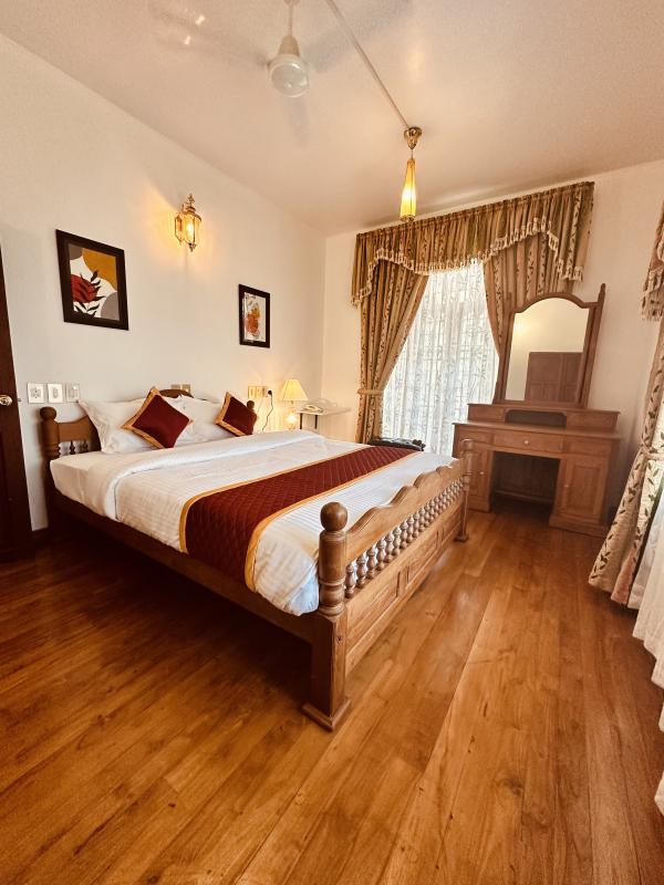 Suite Bedroom