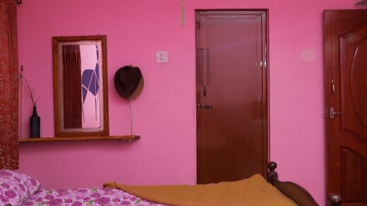 8 Member room