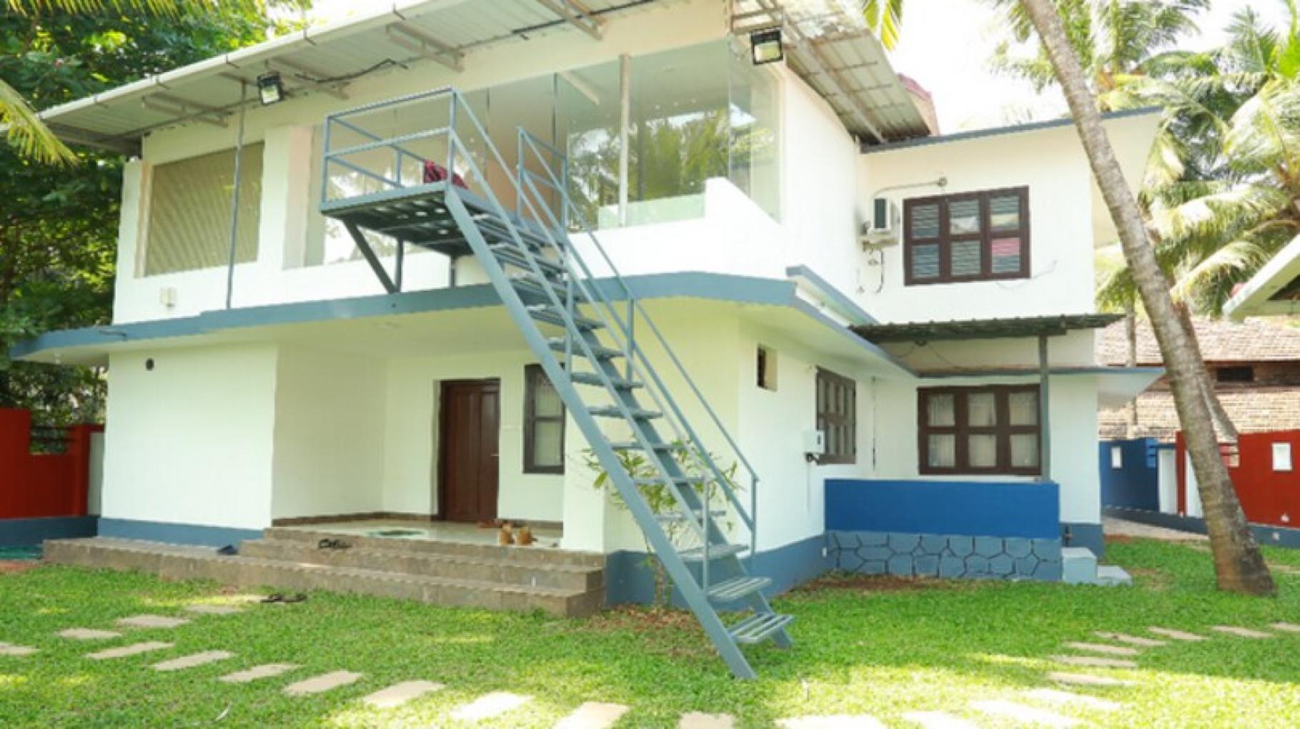 Main Image