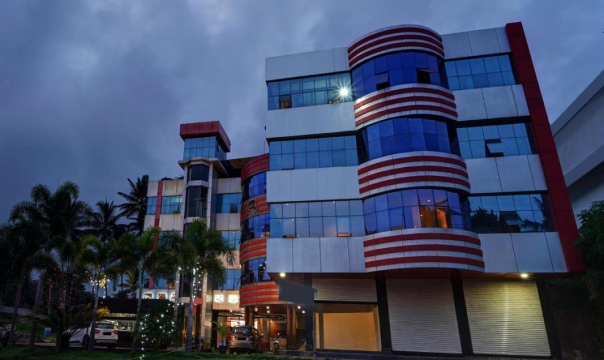 img-capital-o-the-sparrows-suite-resorts-kattappana-17