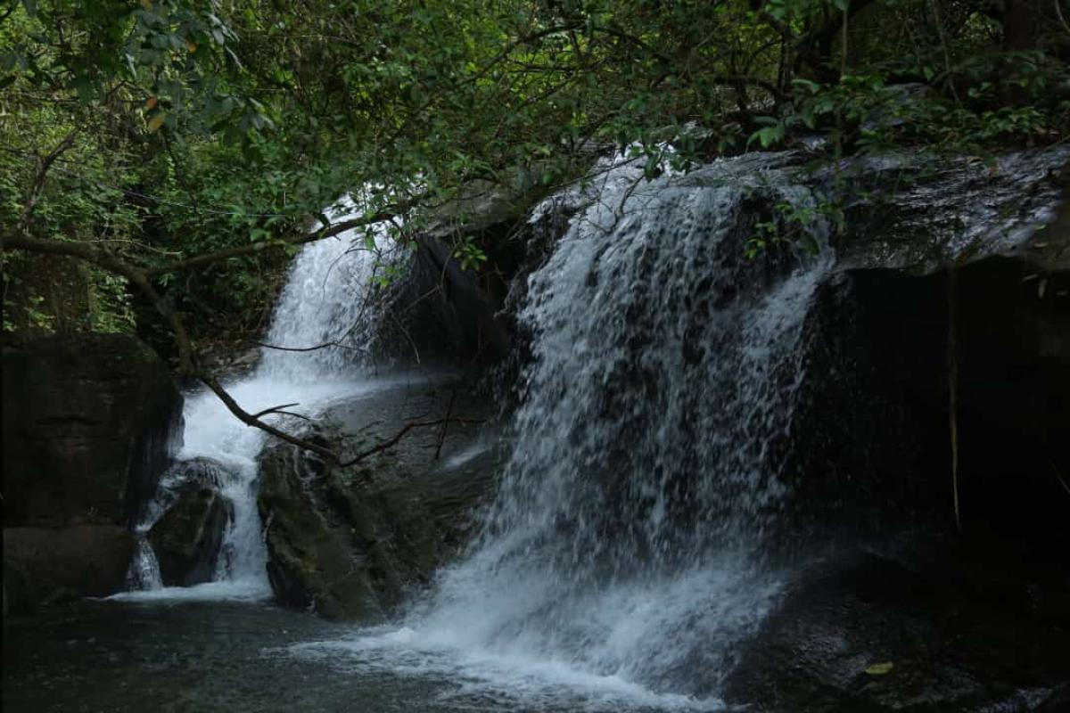 waterfall_entrance1