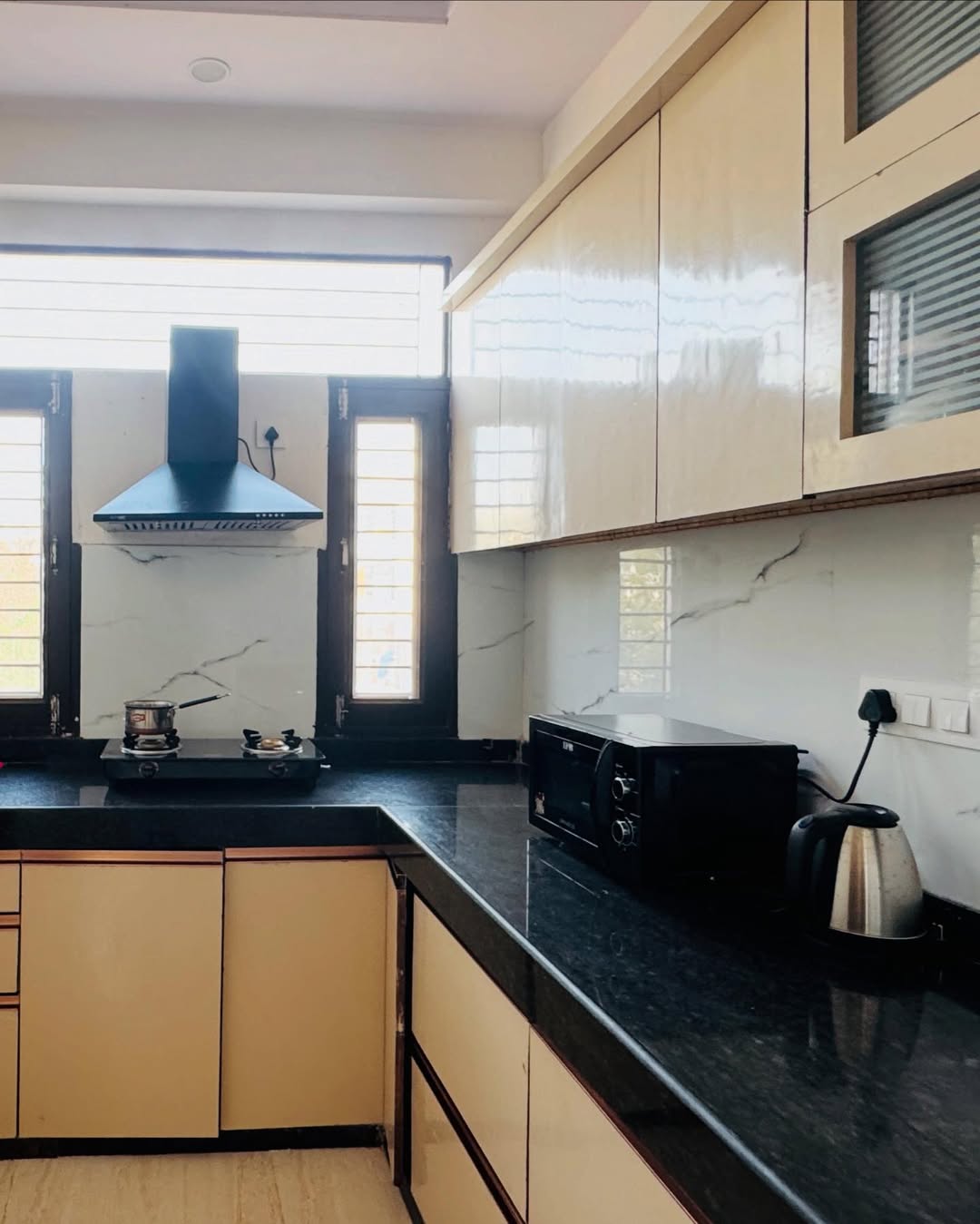 Pink Paradise in Jaipur -Book 3BHK apartment in Jaipur for best hospitality services ...#booknow #hospitality #airbnb #mmt #vibes #interior (2)