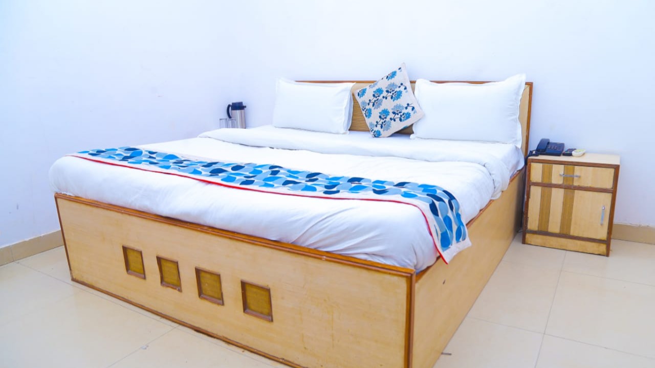 Deluxe Rooms
